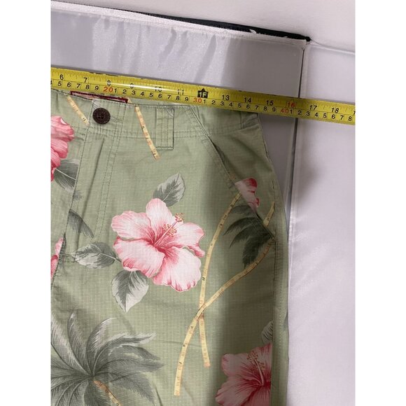 Caribbean Joe Women's Petite Floral Capris 6P - Picture 9 of 11